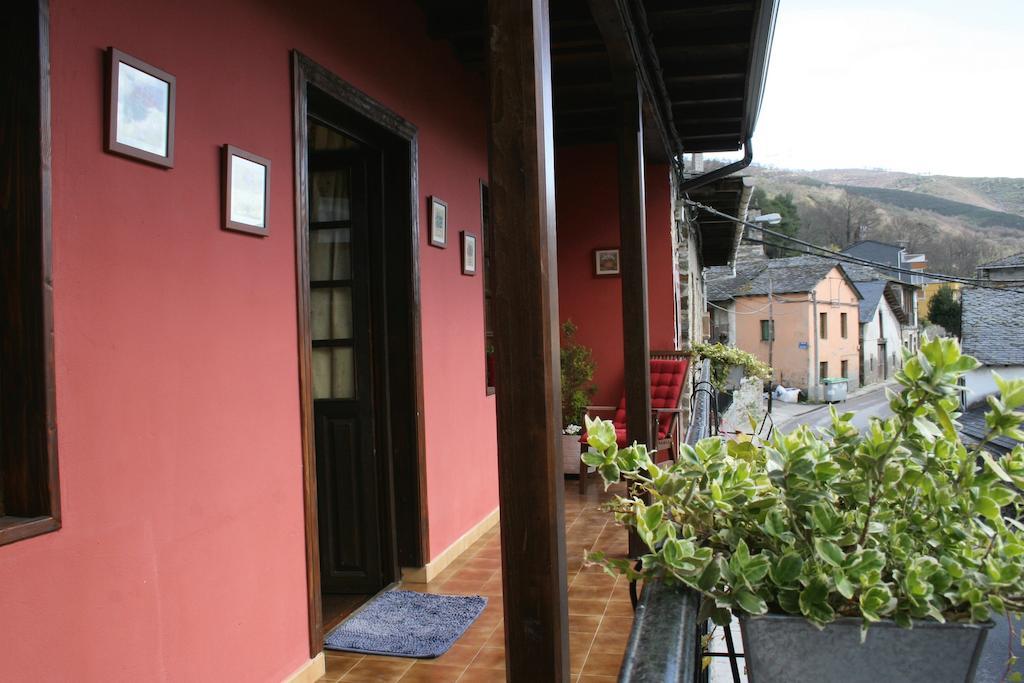Albergue Camino Y Leyenda Трабадело Экстерьер фото